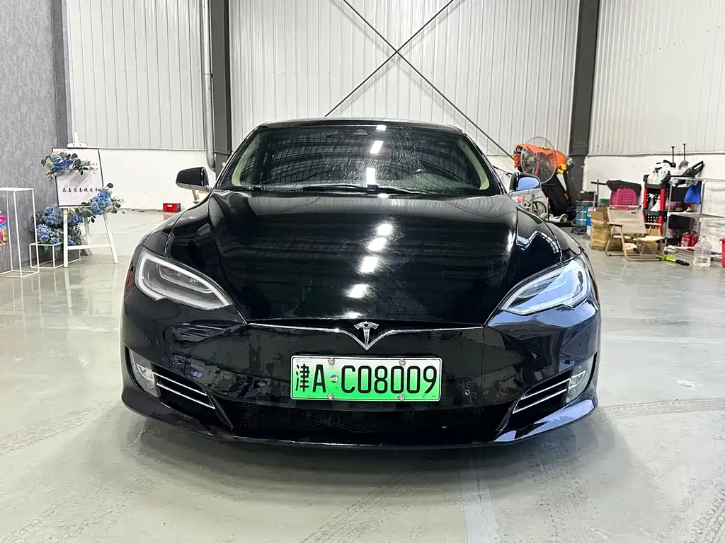 Tesla Model S 2015 — фото 2