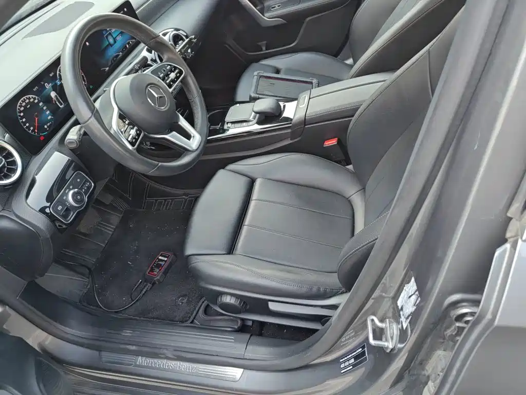 Mercedes-Benz A-Class 2021 — фото 11