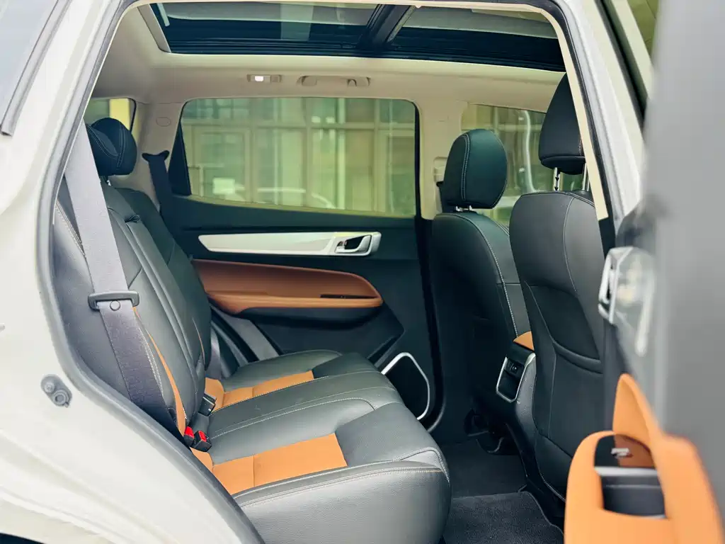 Geely Vision X6 2019 — фото 14