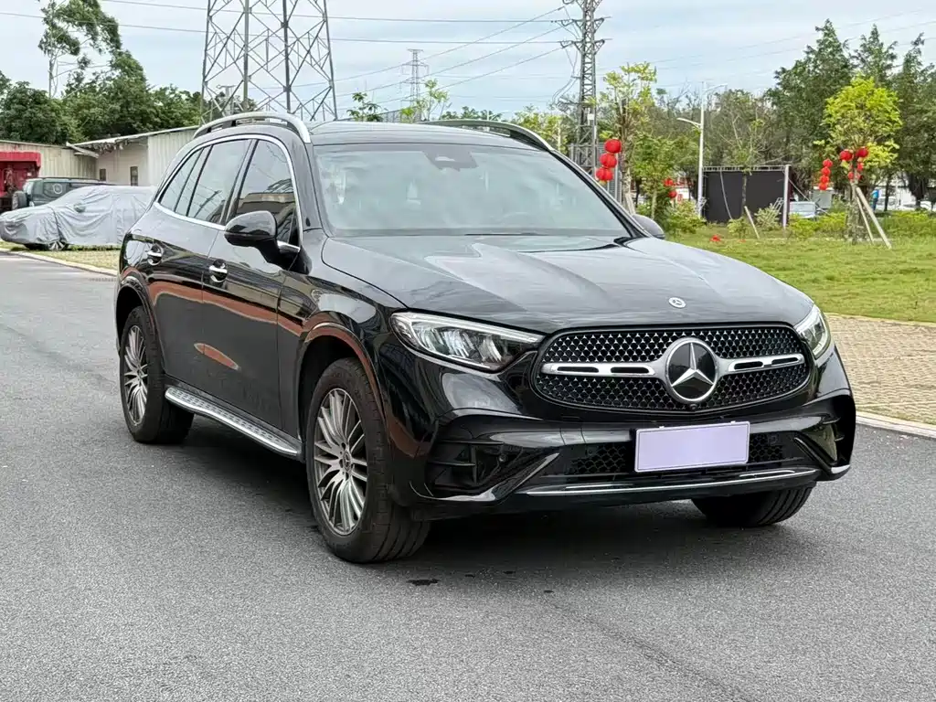 Mercedes-Benz GLC 2025 — фото 1