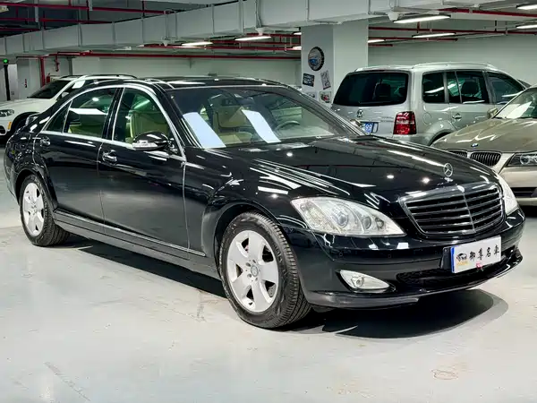 Mercedes-Benz S-Class 2008