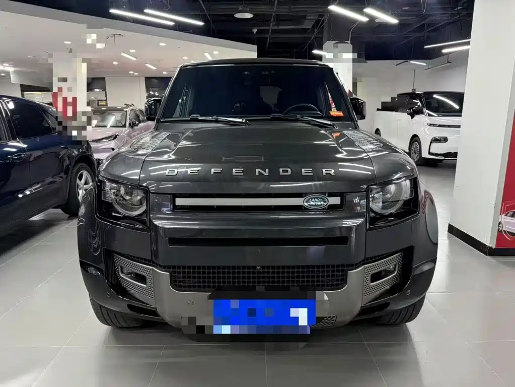 Land Rover Defender 2023 — фото 2
