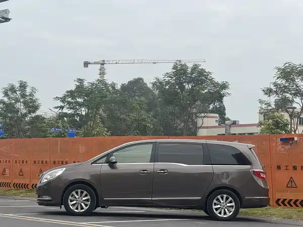 Buick GL8 2011