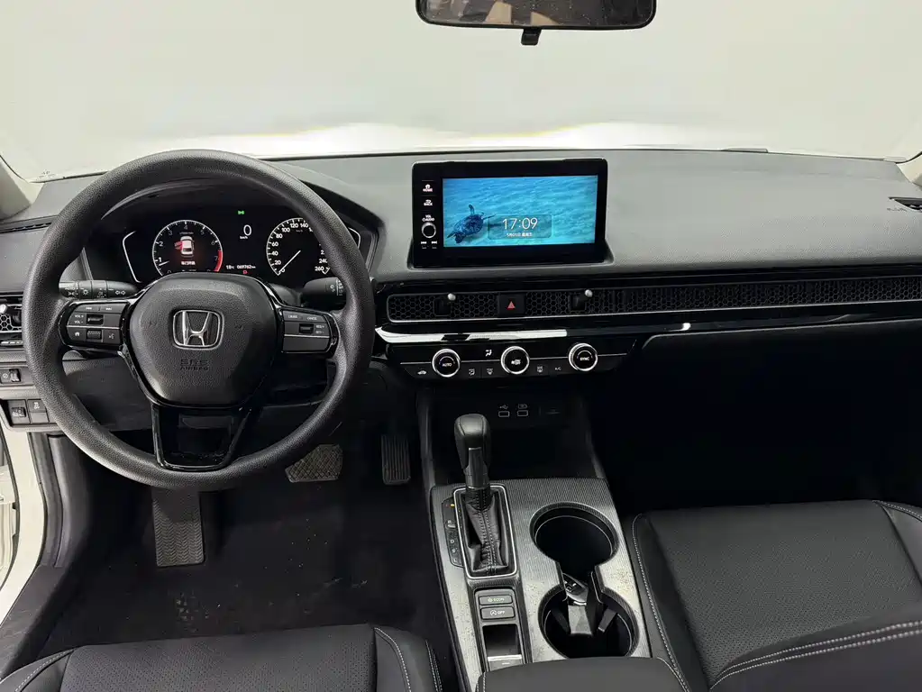 Honda Civic 2023 — фото 11