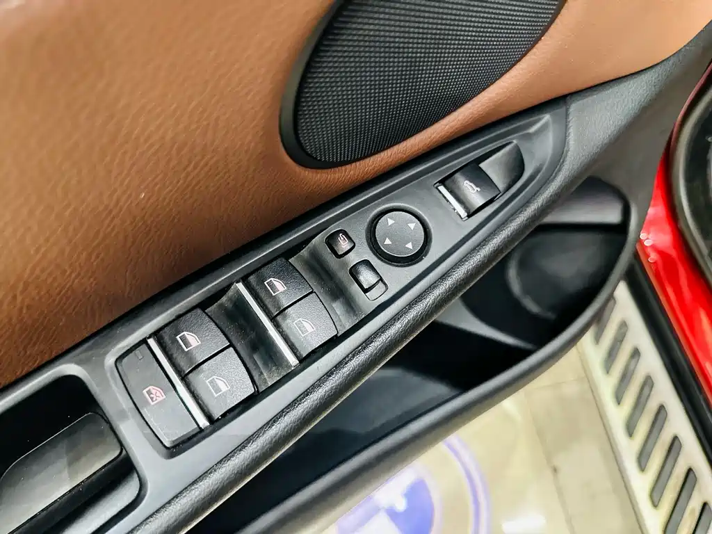 BMW X6 2017 — фото 19