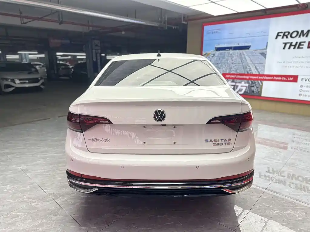 Volkswagen Sagitar 2022