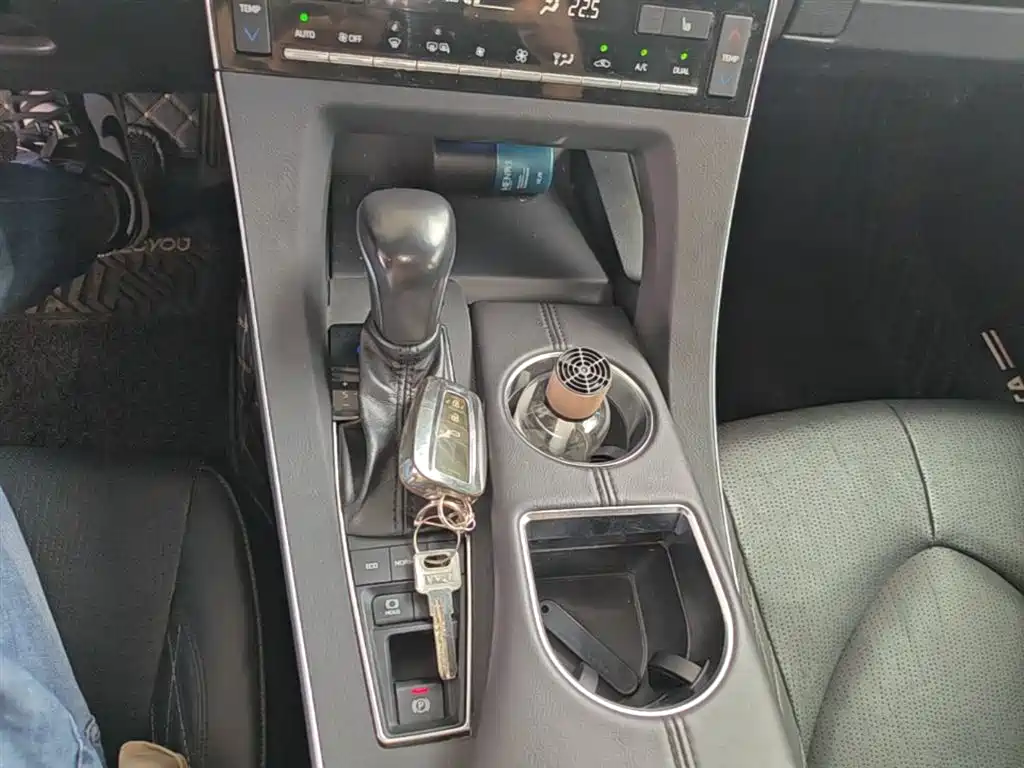 Toyota Avalon 2019 — фото 14