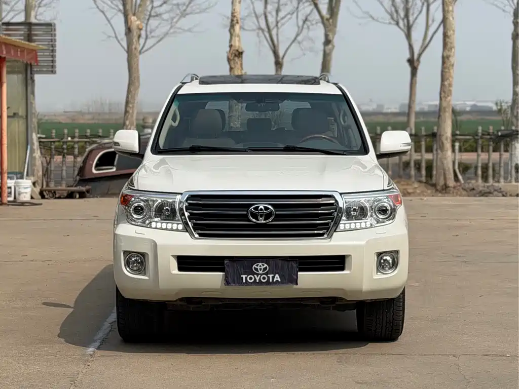 Toyota Land Cruiser 2016 — фото 2