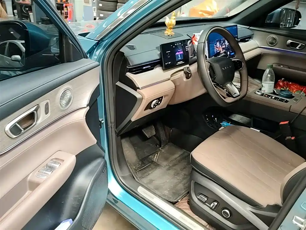 Chery Tiggo 8 PLUS C-DM 2025 — фото 16