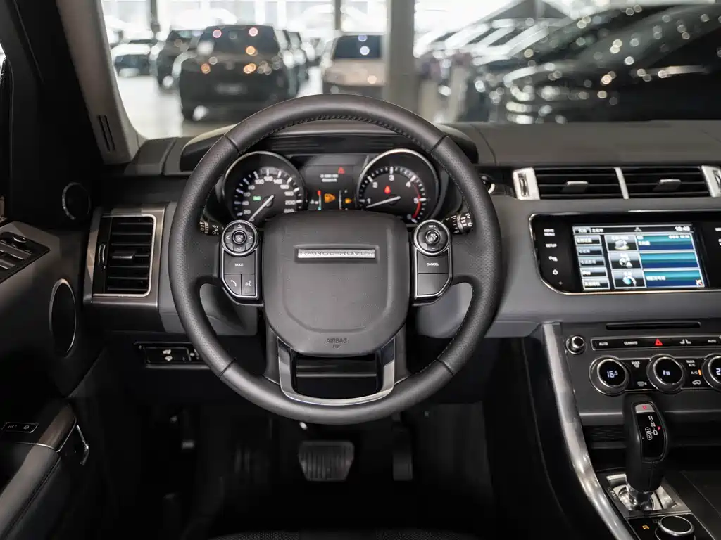 Land Rover Sport 2016 — фото 12