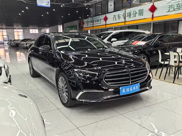 Mercedes-Benz E-Class 2023