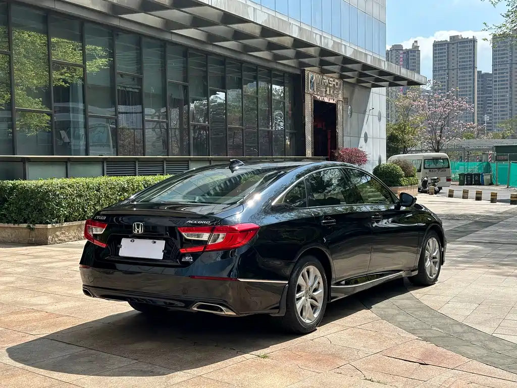 Honda Accord 2021 — фото 21