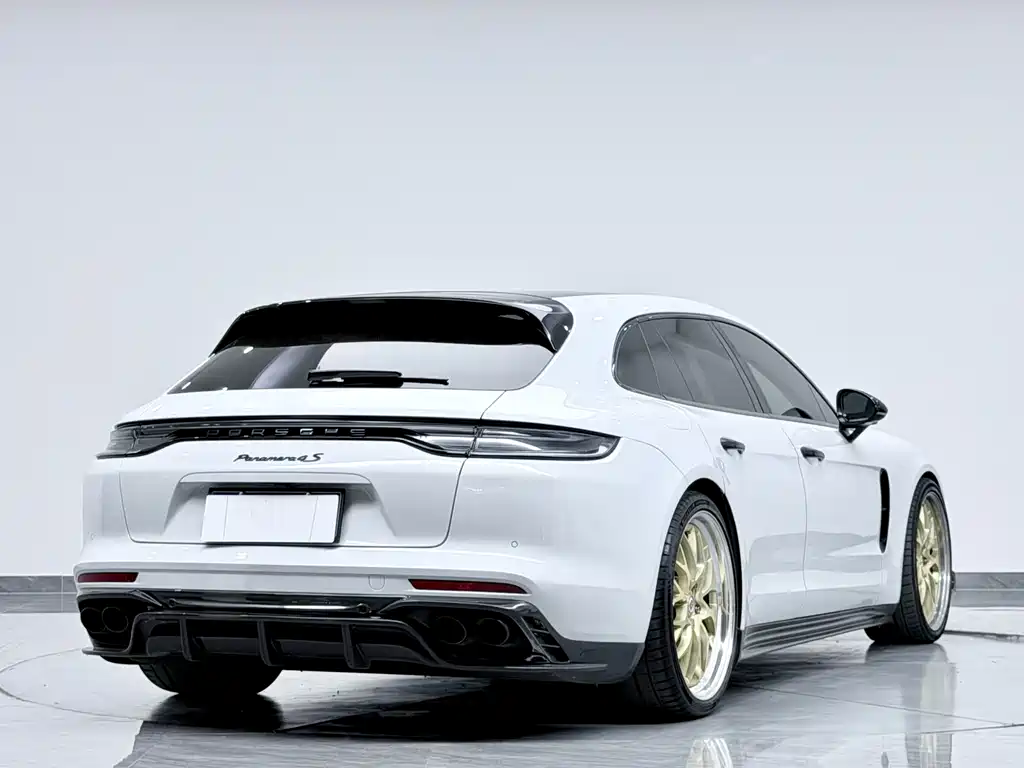 Porsche Panamera 2022 — фото 8