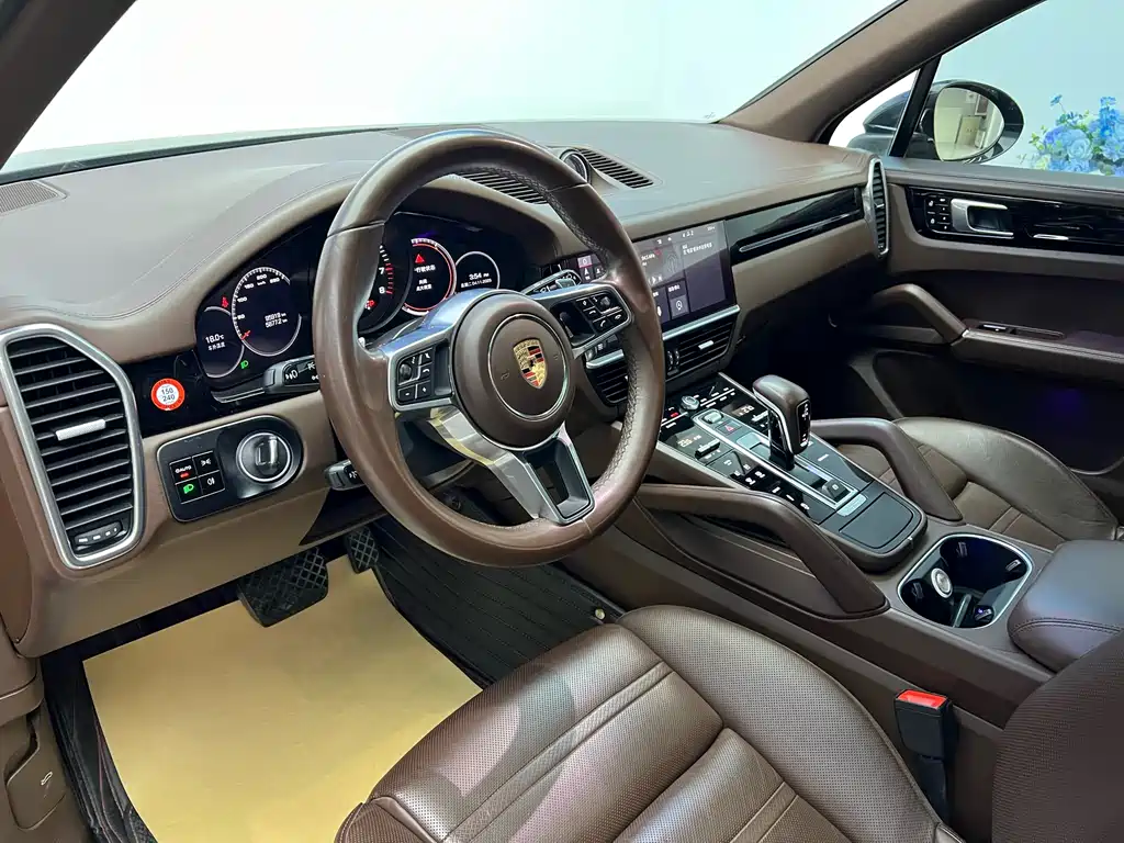 Porsche Cayenne 2020 — фото 4