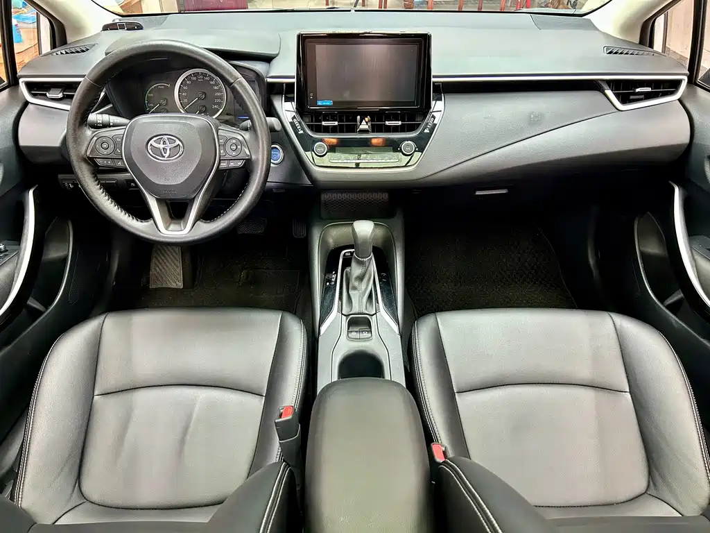 Toyota Corolla 2022 — фото 12