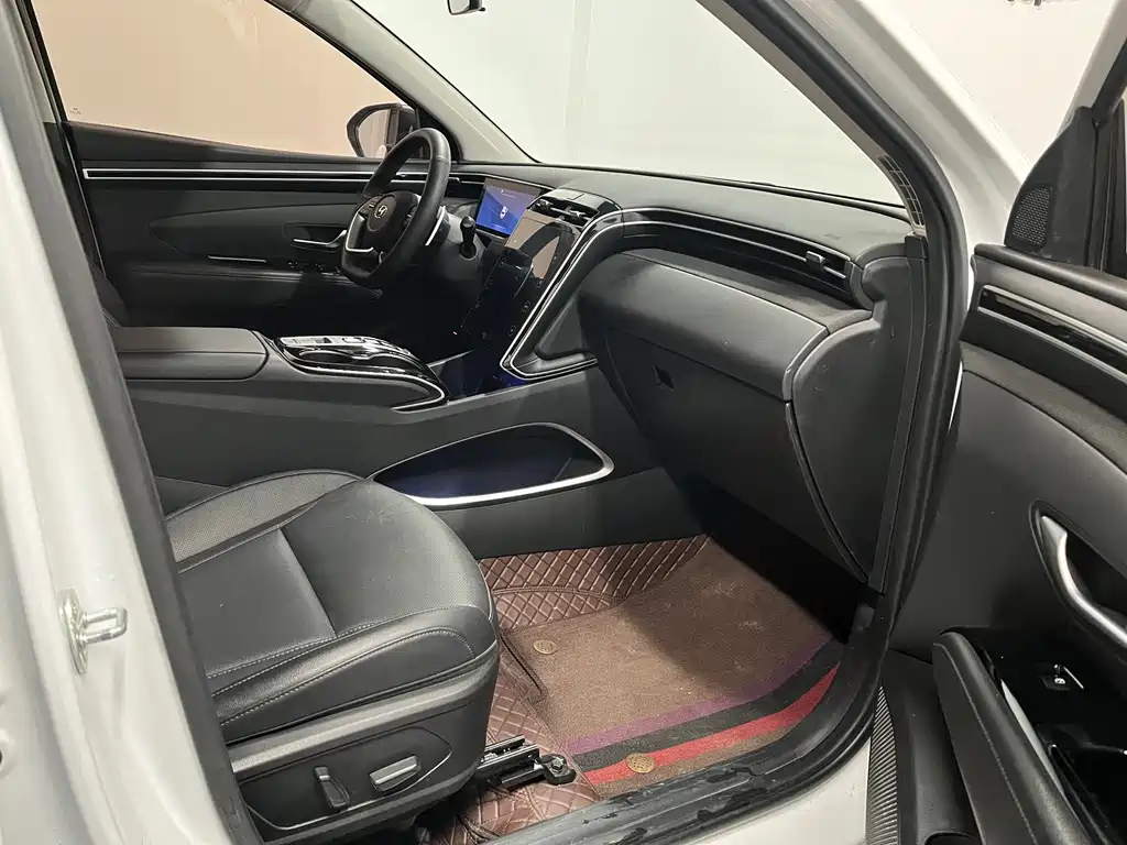 Hyundai Tucson 2023 — фото 20