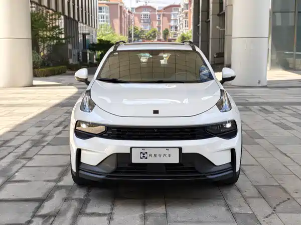 Lynk & Co 01 EM-P 2023