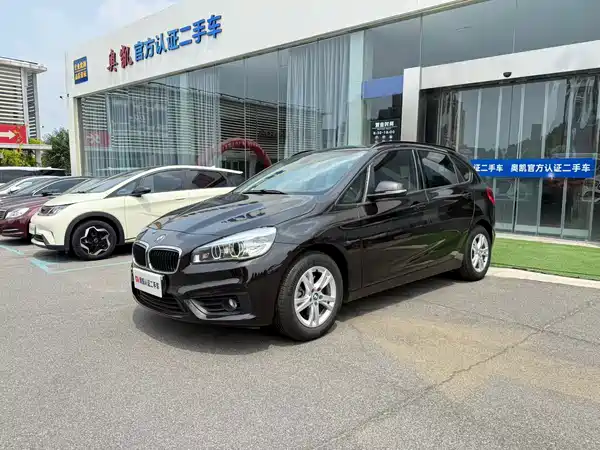 BMW 2 Series Station Wagon 2017