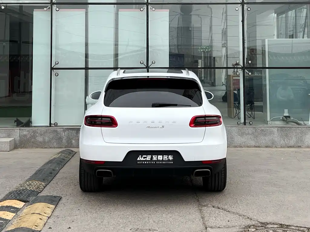 Porsche Macan 2018 — фото 5