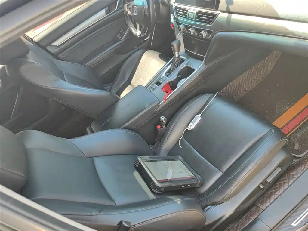Honda Accord 2022 — фото 25