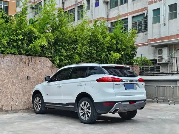 Geely Boyue 2016