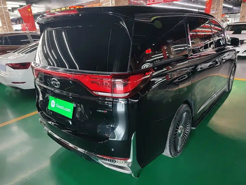 GAC Motor Trumpchi M8 2022 — фото 7