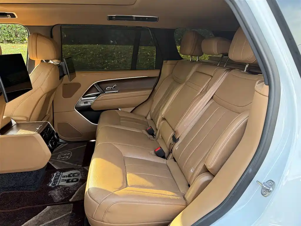 Land Rover Range Rover 2023 — фото 10