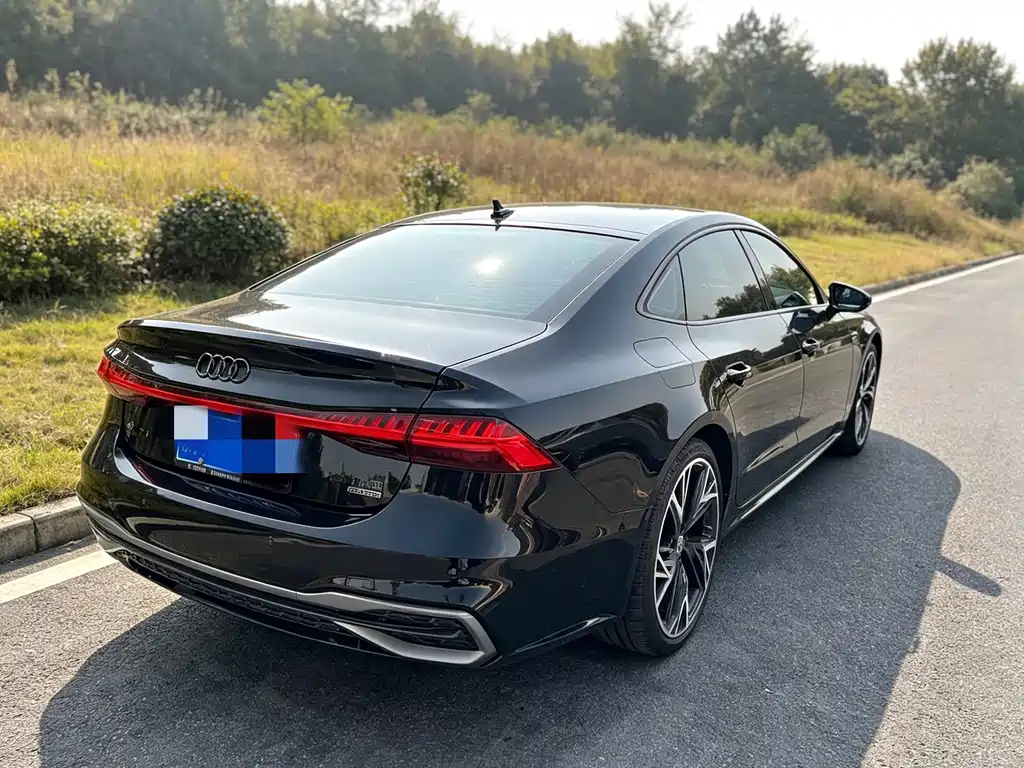 Audi A7L 2024 — фото 11