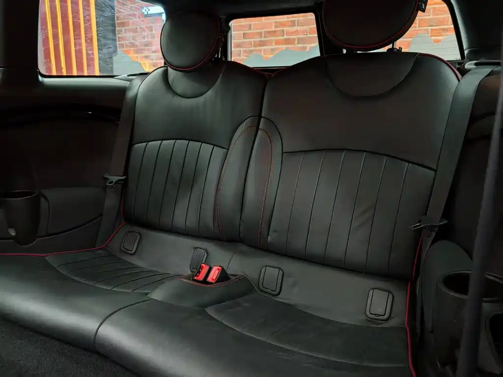 MINI Clubman 2012 — фото 24