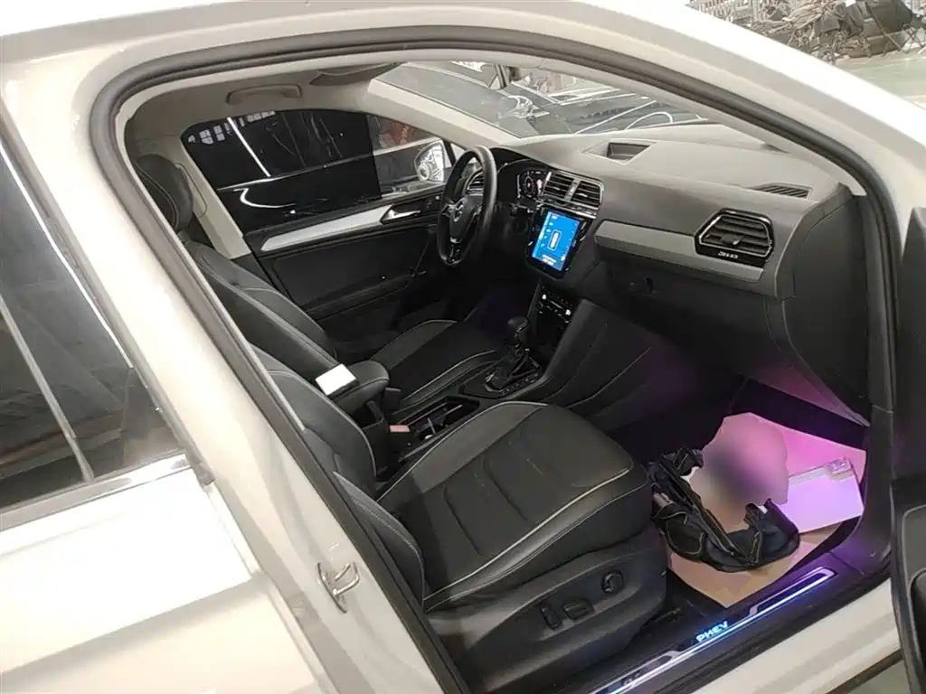 Volkswagen Tiguan L PHEV 2021 — фото 25