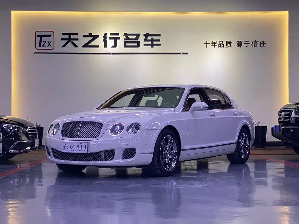 Bentley Flying Spur 2012 — фото 1
