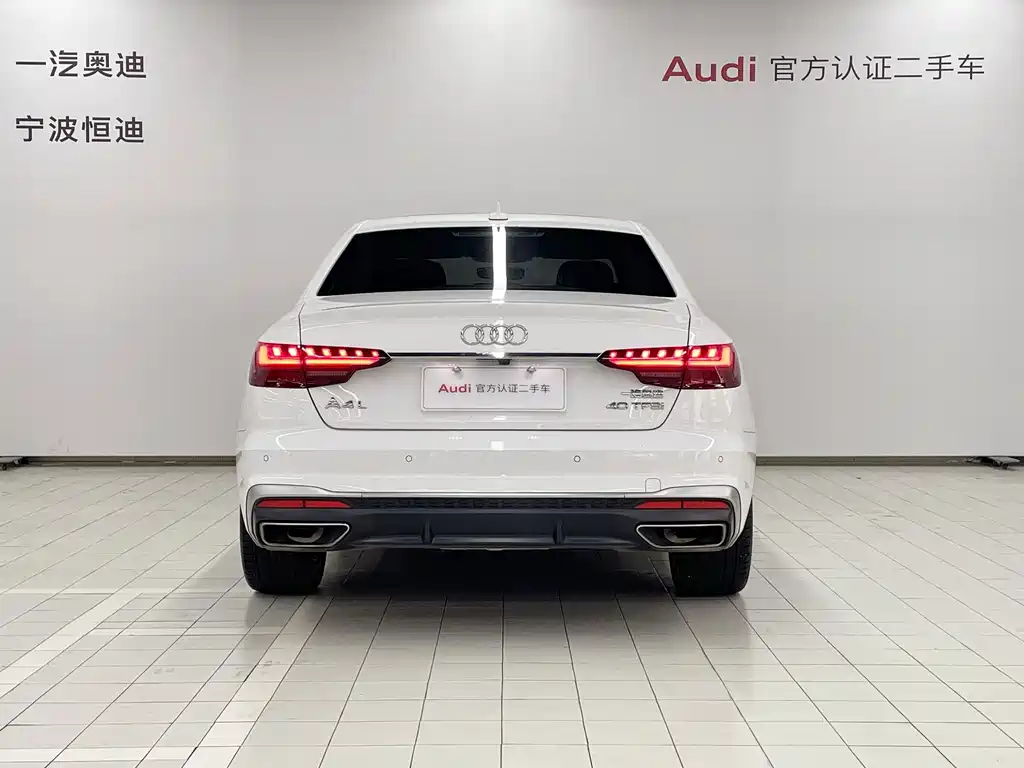 Audi A4L 2023 — фото 4
