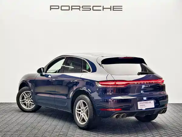 Porsche Macan 2021