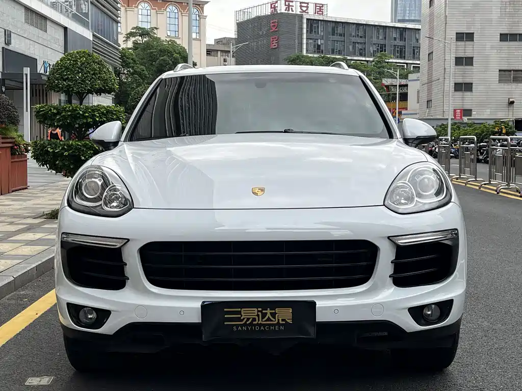 Porsche Cayenne 2016 — фото 2