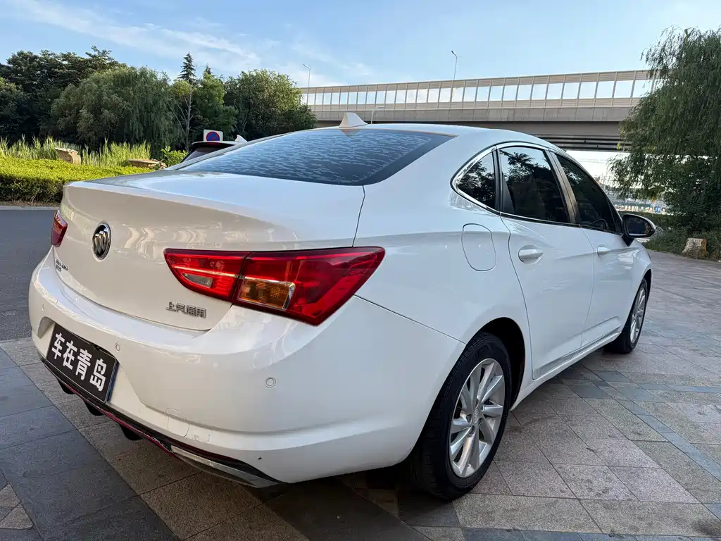 Buick Verano 2016 — фото 12