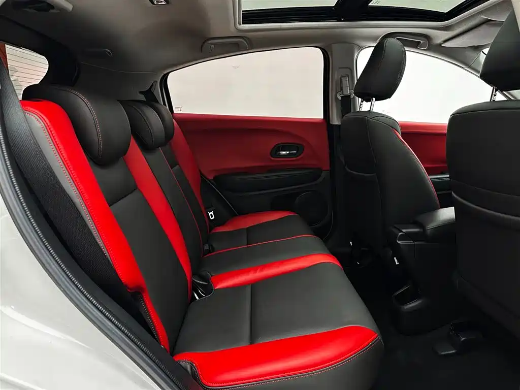 Honda Vezel 2022 — фото 15