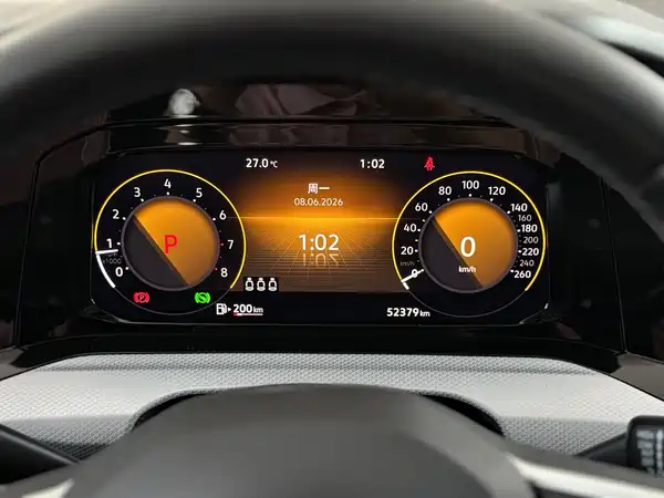 Volkswagen Golf 2021