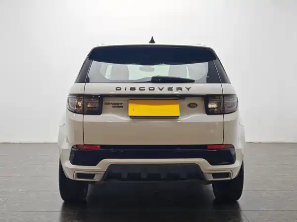 Land Rover Discovery Sport 2021