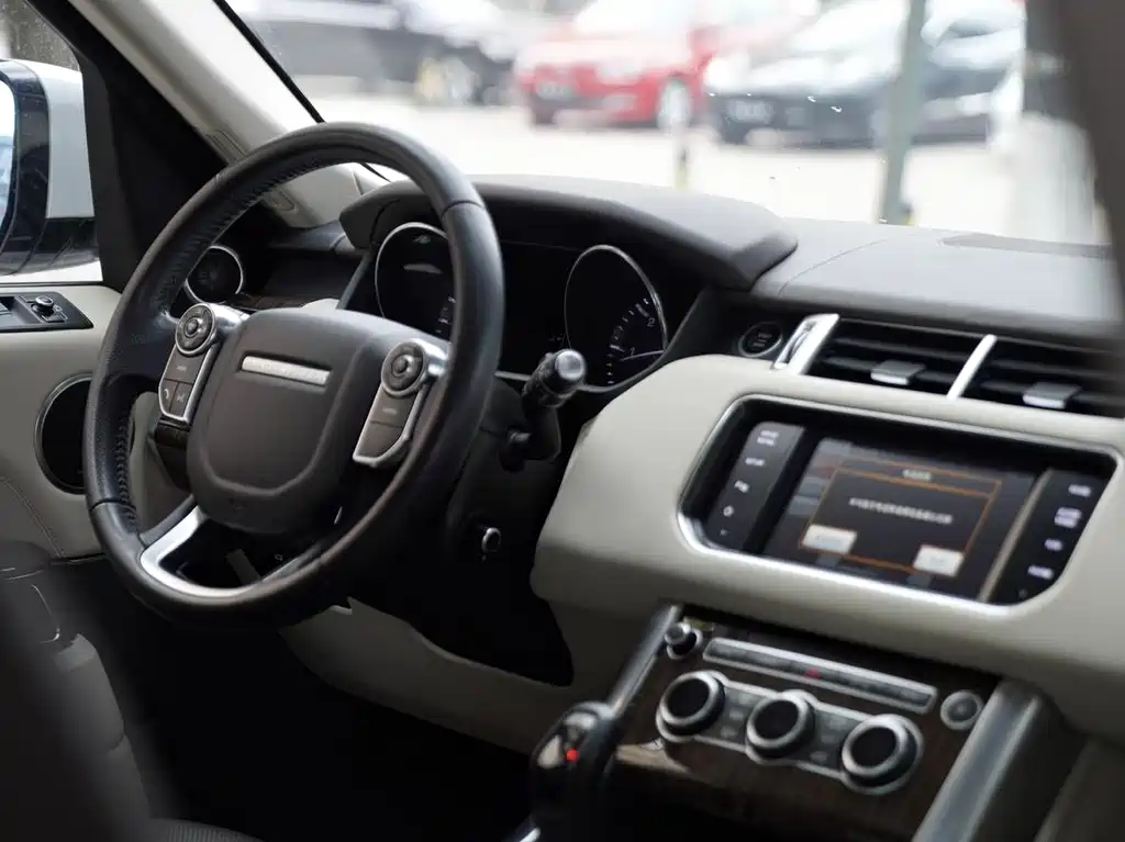 Land Rover Range Rover Sport 2015 — фото 9