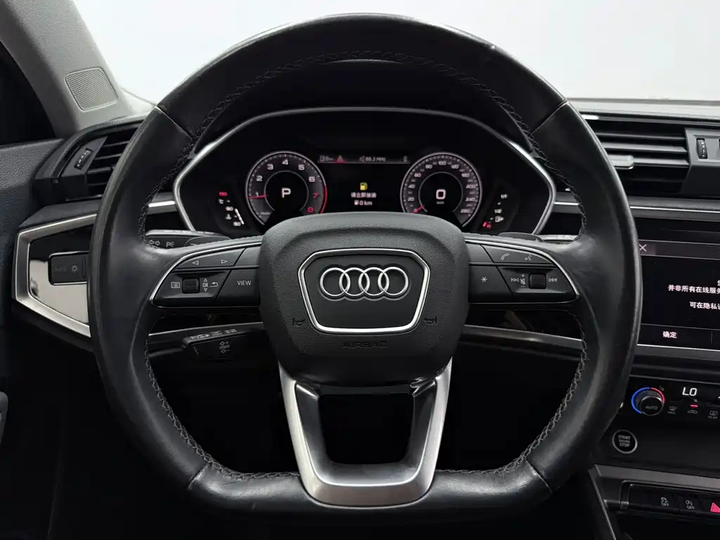 Audi Q3 2022 — фото 7