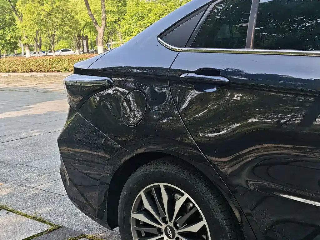 Chery Arrizo 5 PLUS 2023 — фото 17