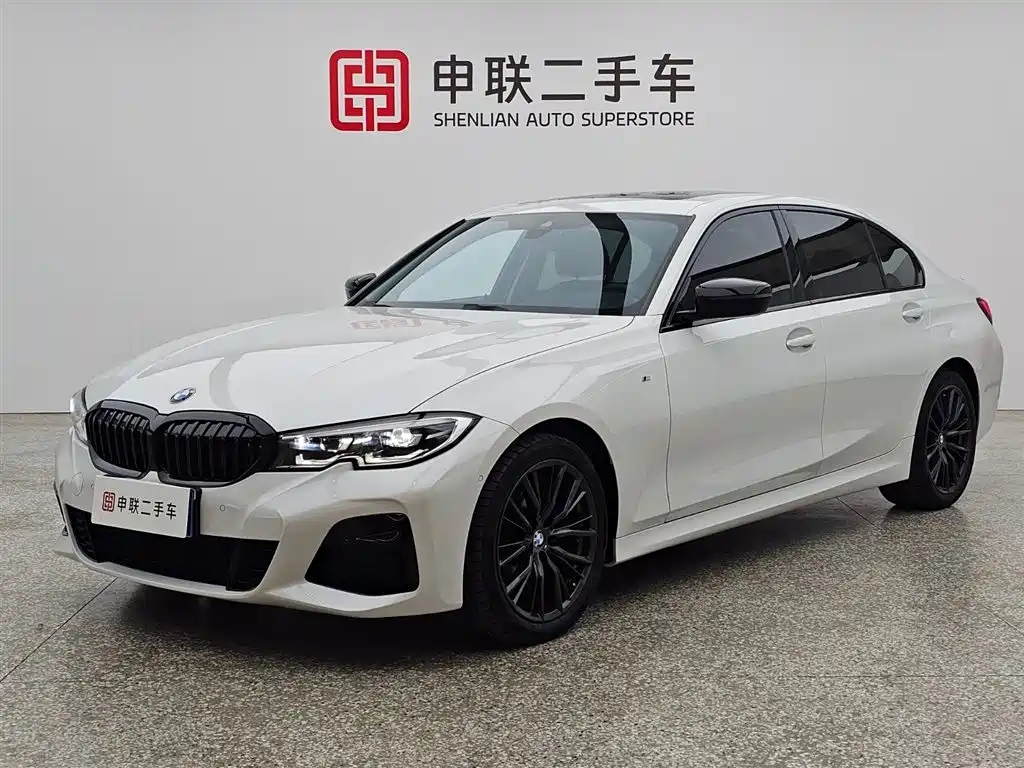 BMW 3 Series 2022 — фото 1