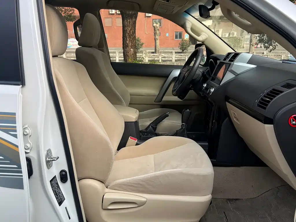 Toyota Prado 2018 — фото 10