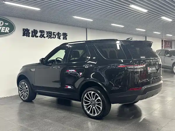 Land Rover Discovery 2018