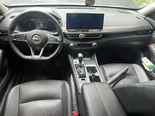 Nissan Teana 2023