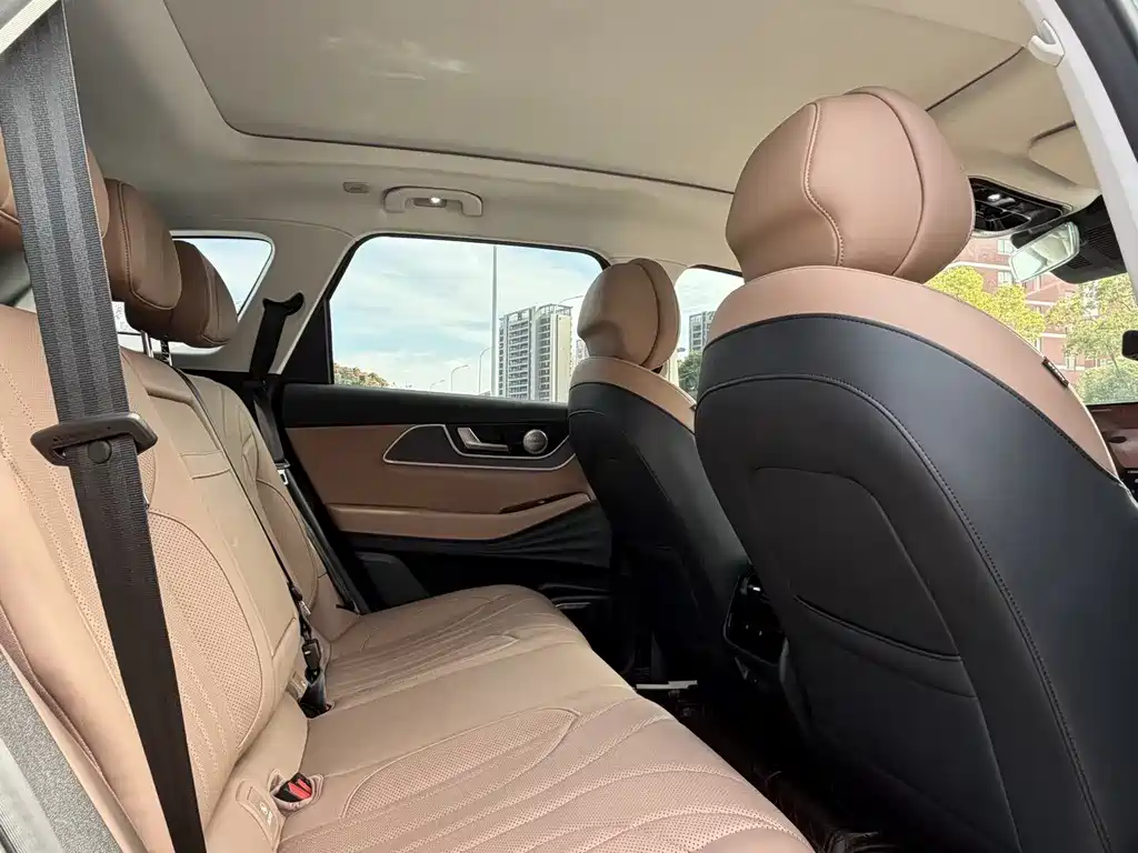 Chery Tiggo 8L 2024 — фото 17
