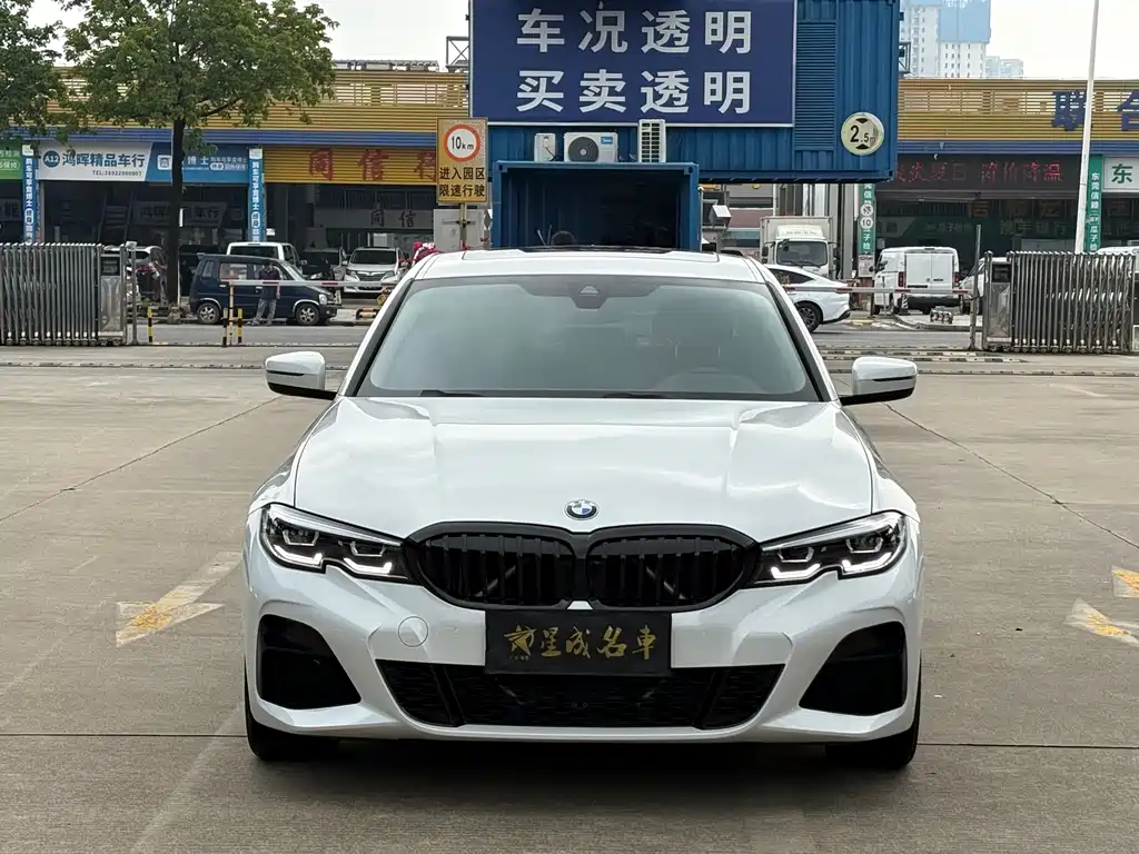 BMW 3 Series 2021