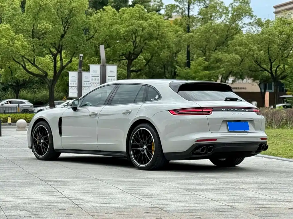 Porsche Panamera 2018 — фото 3