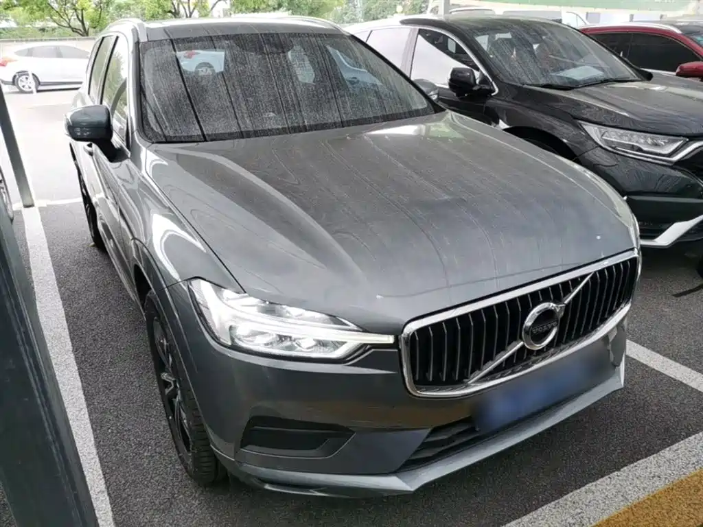Volvo XC60 2019 — фото 4