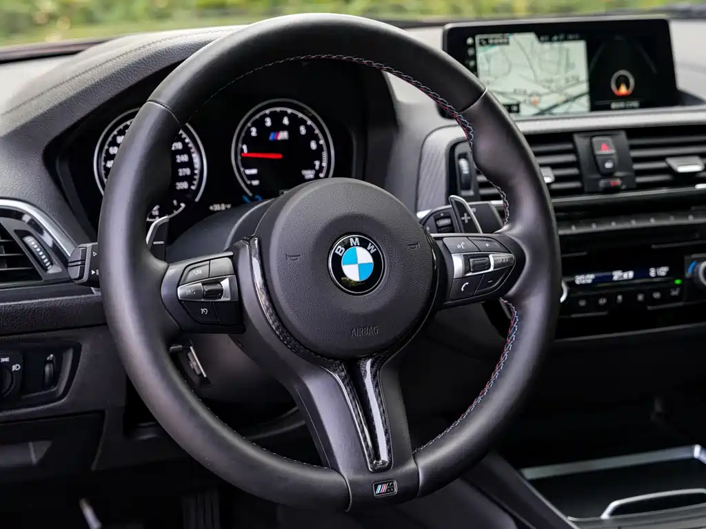 BMW M2 2018 — фото 8